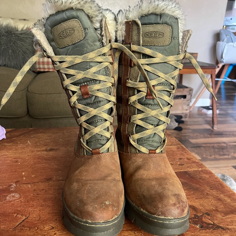 Keen waterproof boots